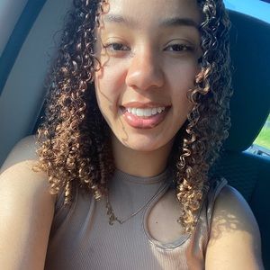 Meet your Posher, Kensi